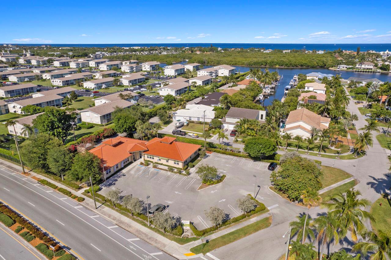 BOYNTON ISLES - Commercial Sale