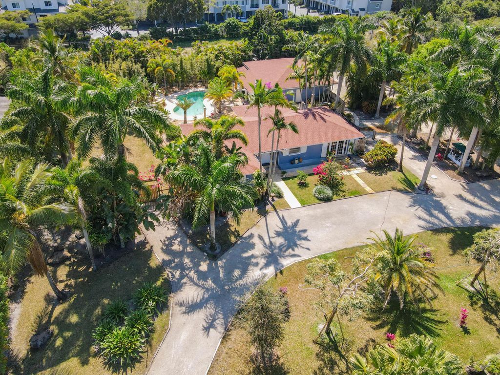 Photo of 4268 Maurice Drive #Main House, Delray Beach, FL 33445 (MLS # R11169772)