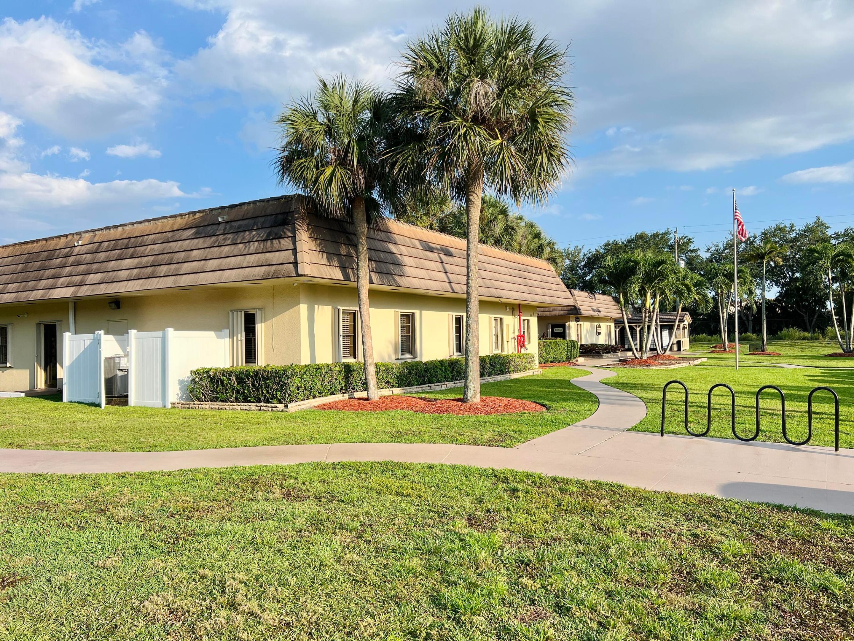 Palm Beach Plantation - Residential Lease