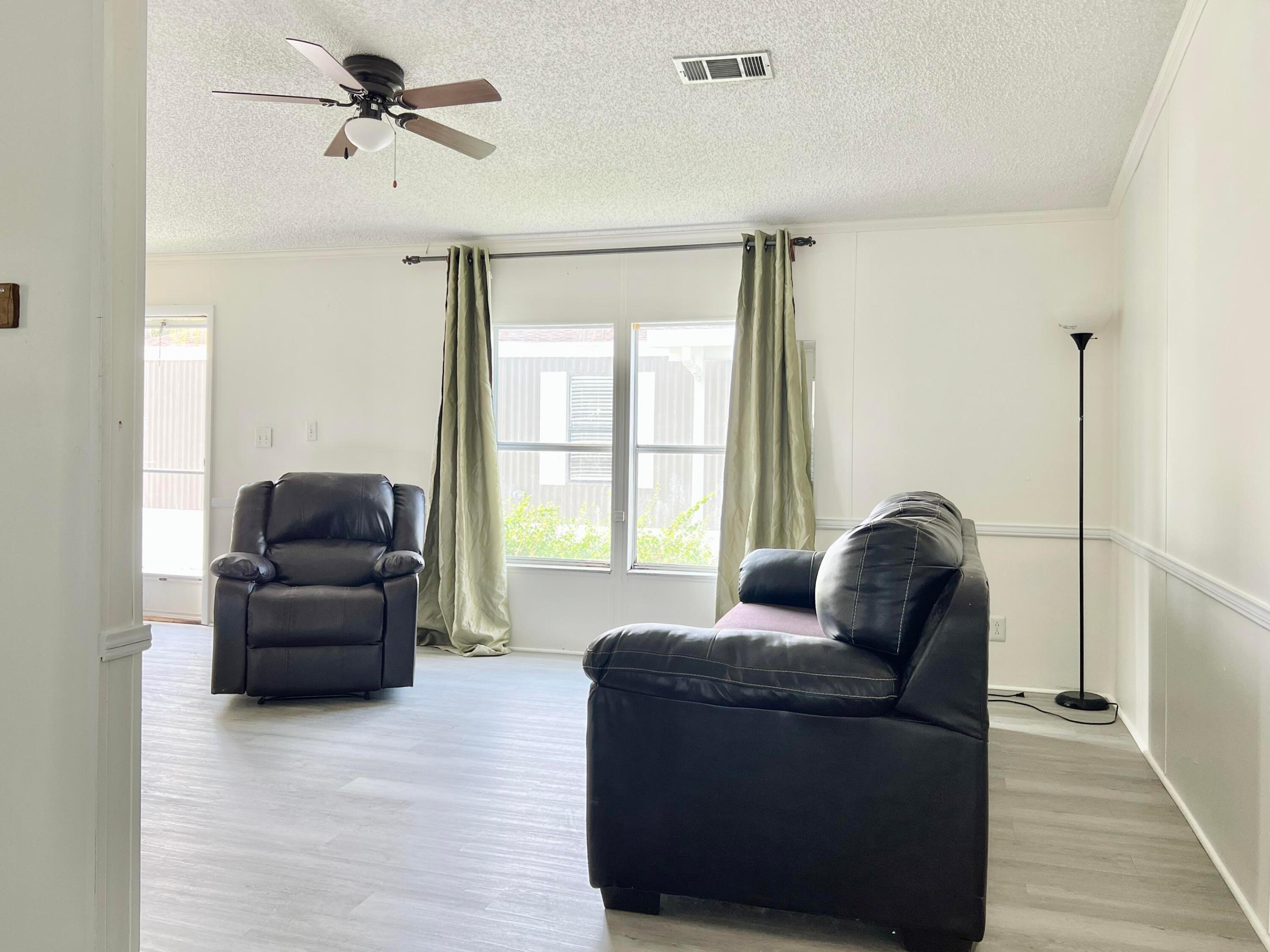 Palm Beach Plantation - Residential Lease