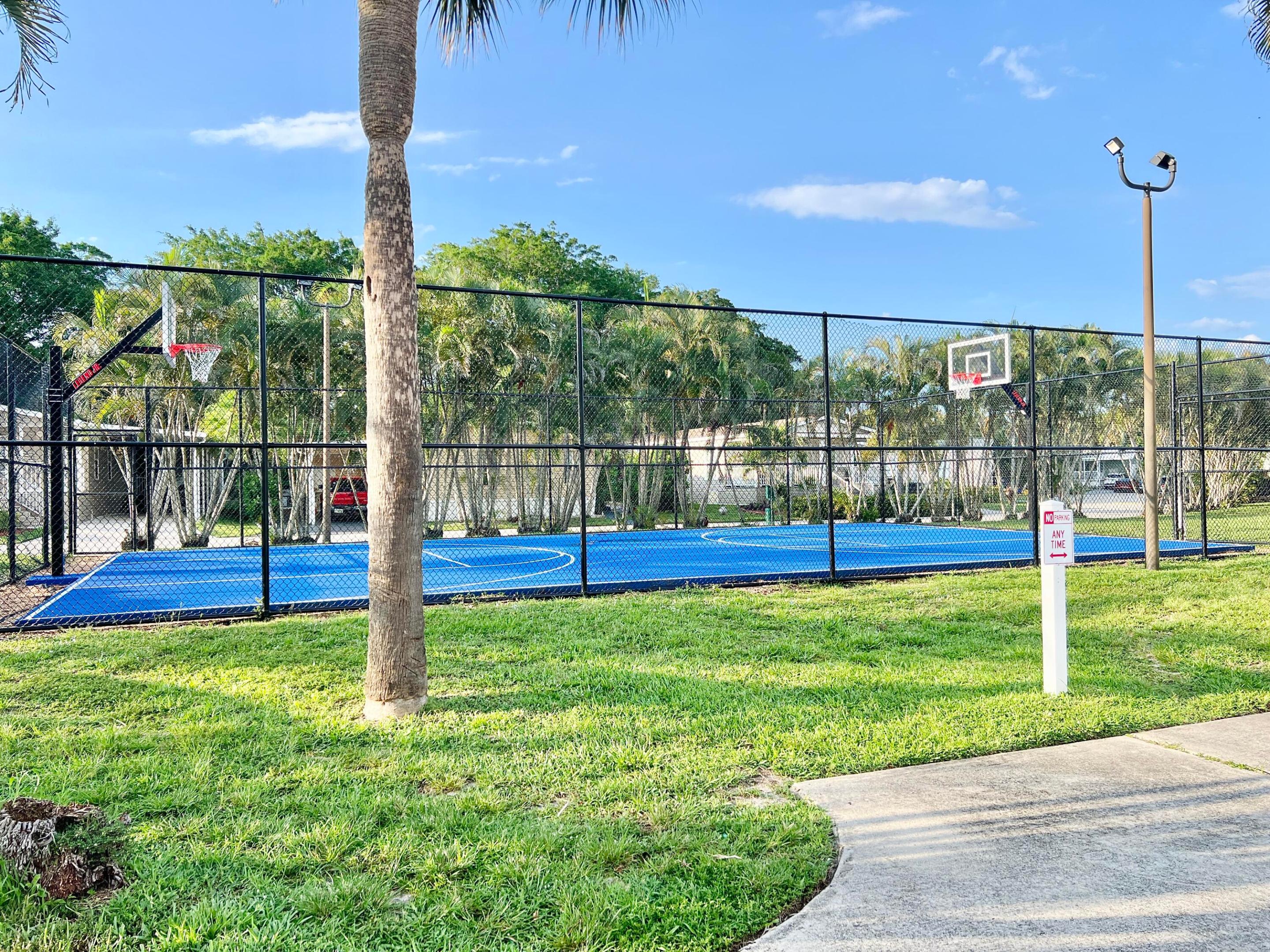 Palm Beach Plantation - Residential Lease