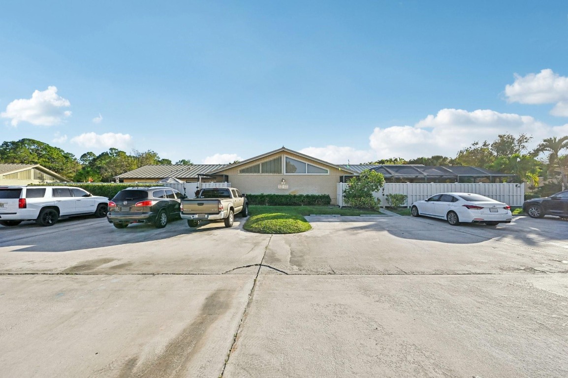 5760 Golden Eagle Circle