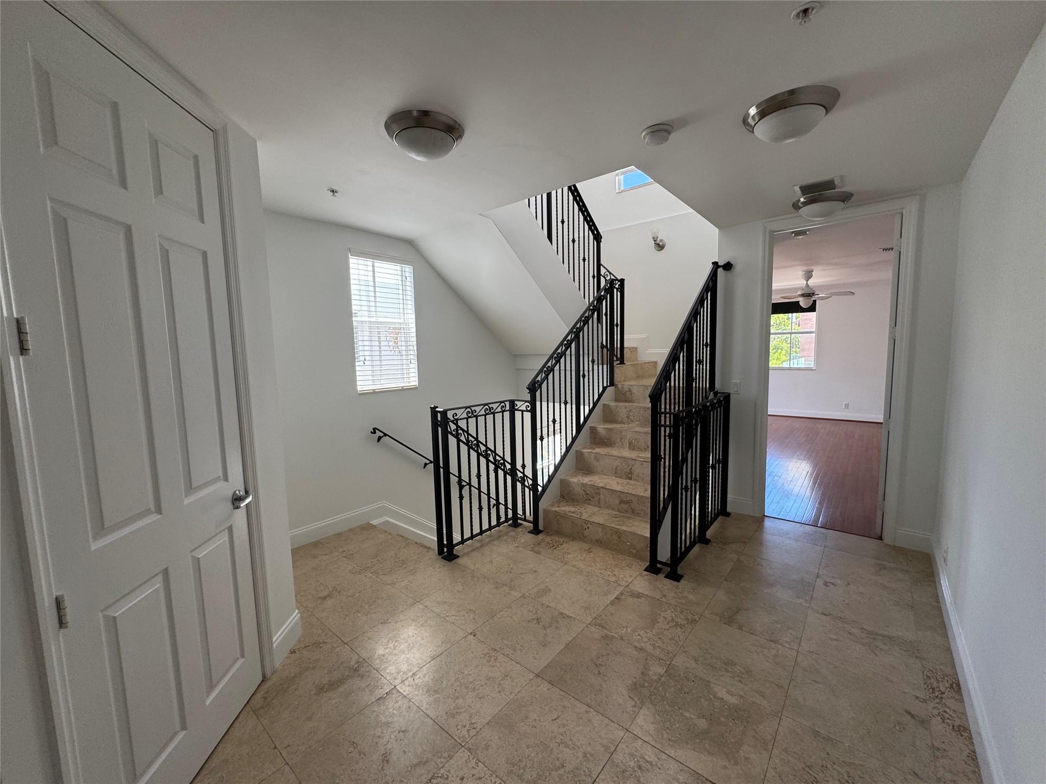 Livermore Estates 19-11 B - Residential Lease