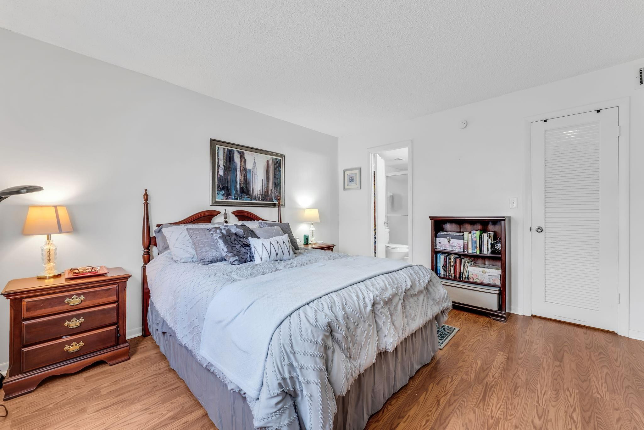 Sunrise Lakes - Residential