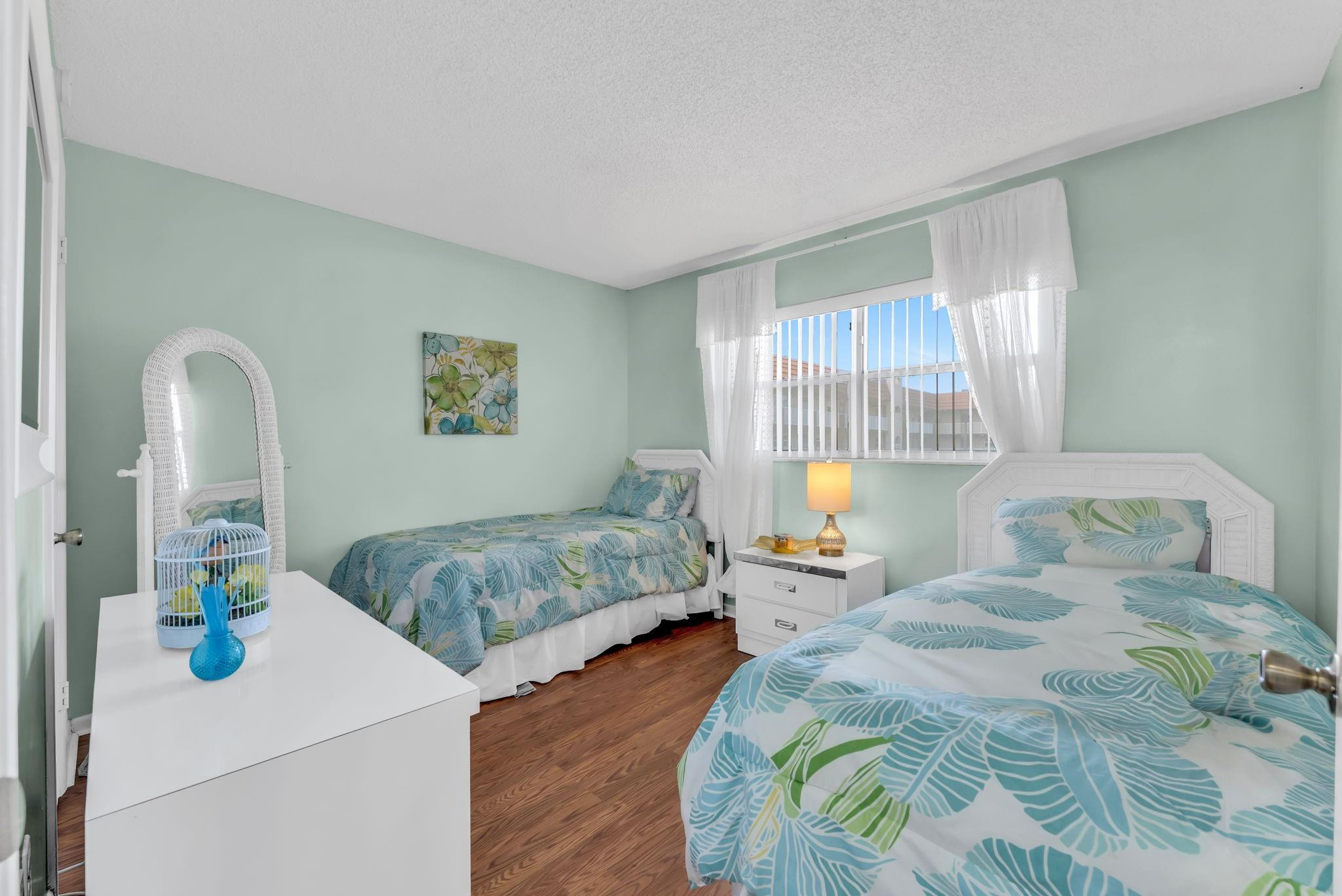 Sunrise Lakes - Residential