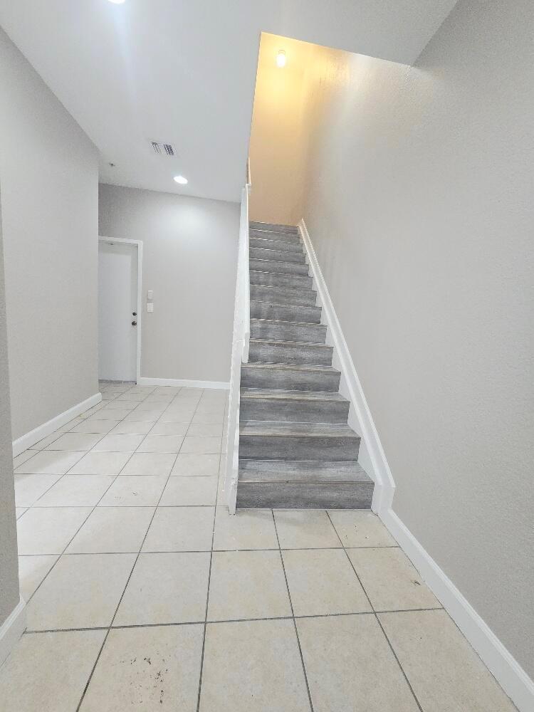 SHOMA TOWNHOMES AT ROYAL - Residential Lease