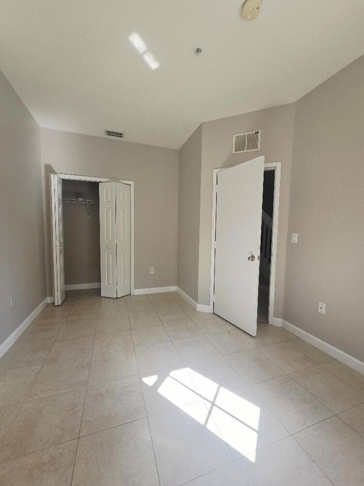 SHOMA TOWNHOMES AT ROYAL - Residential Lease