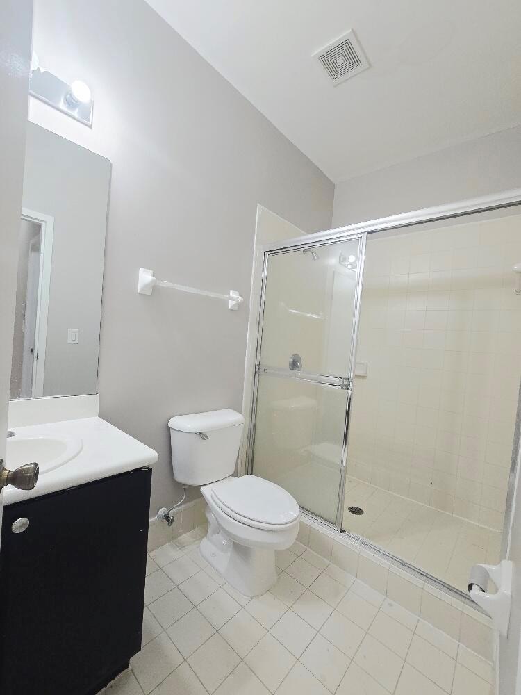 SHOMA TOWNHOMES AT ROYAL - Residential Lease