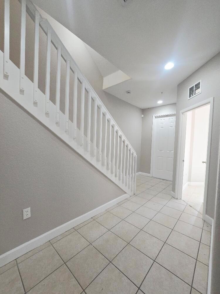 SHOMA TOWNHOMES AT ROYAL - Residential Lease