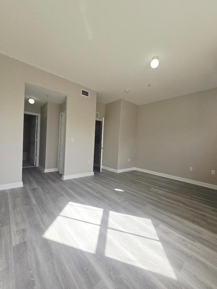 SHOMA TOWNHOMES AT ROYAL - Residential Lease