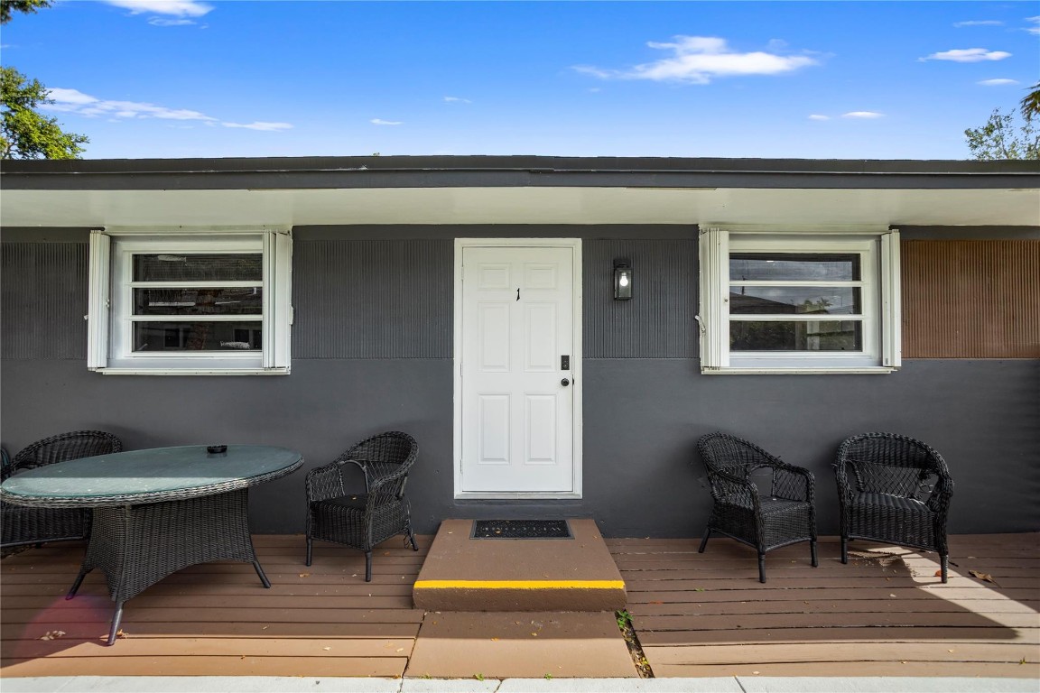 Woodlawn 11-28 B - Residential Lease