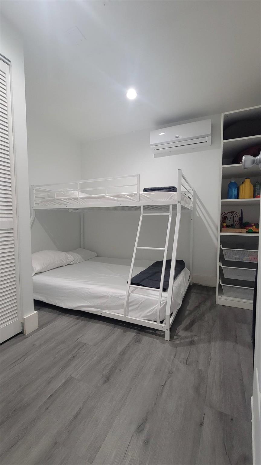 PLAYLAND ISLES - Residential Lease