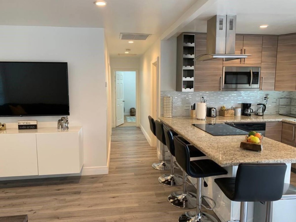 PLAYLAND ISLES - Residential Lease