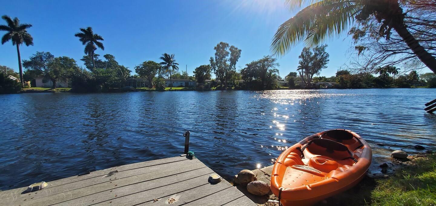 PLAYLAND ISLES - Residential Lease