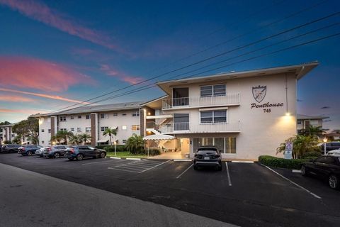 A home in Deerfield Beach