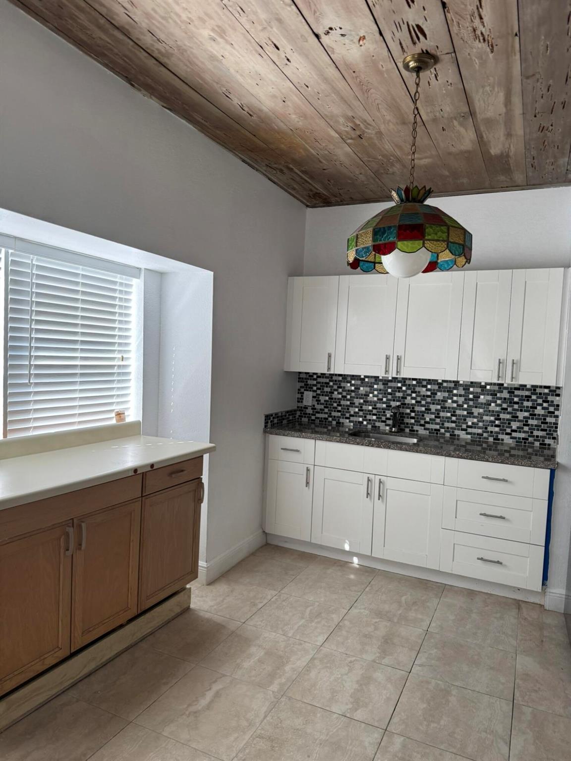 LAKE WORTH TOWN OF ADD 1 - Residential Lease