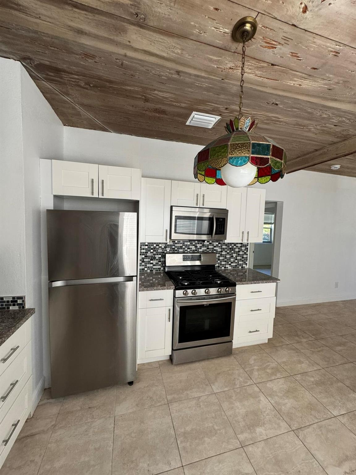 LAKE WORTH TOWN OF ADD 1 - Residential Lease