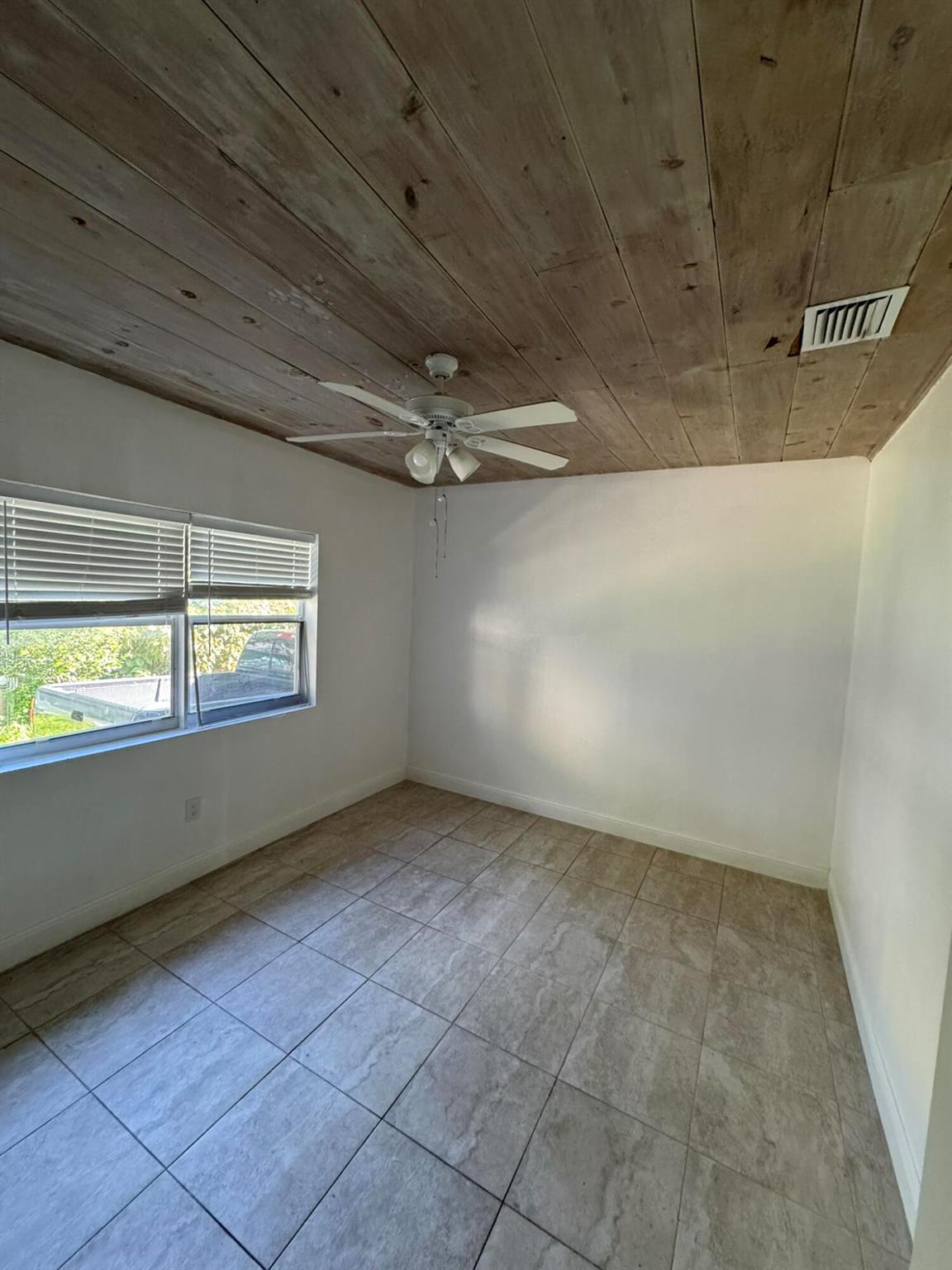 LAKE WORTH TOWN OF ADD 1 - Residential Lease