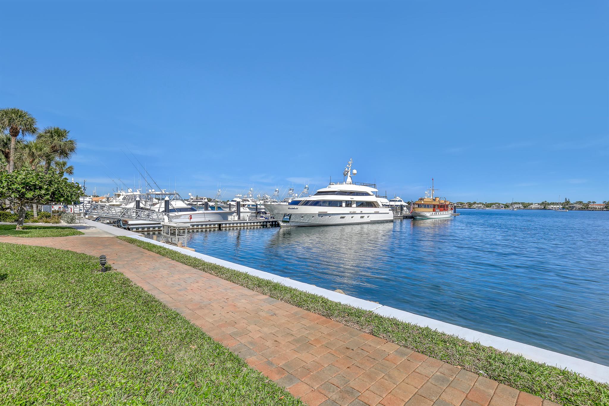 OLD PORT COVE - Residential