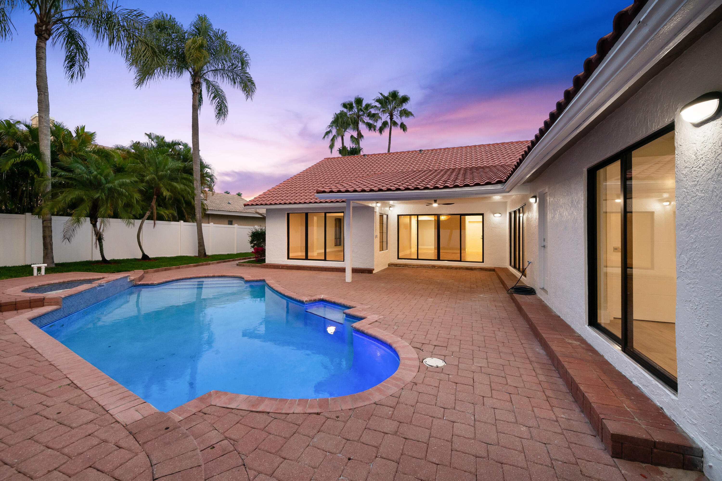 JACARANDA AREA 983 - Residential