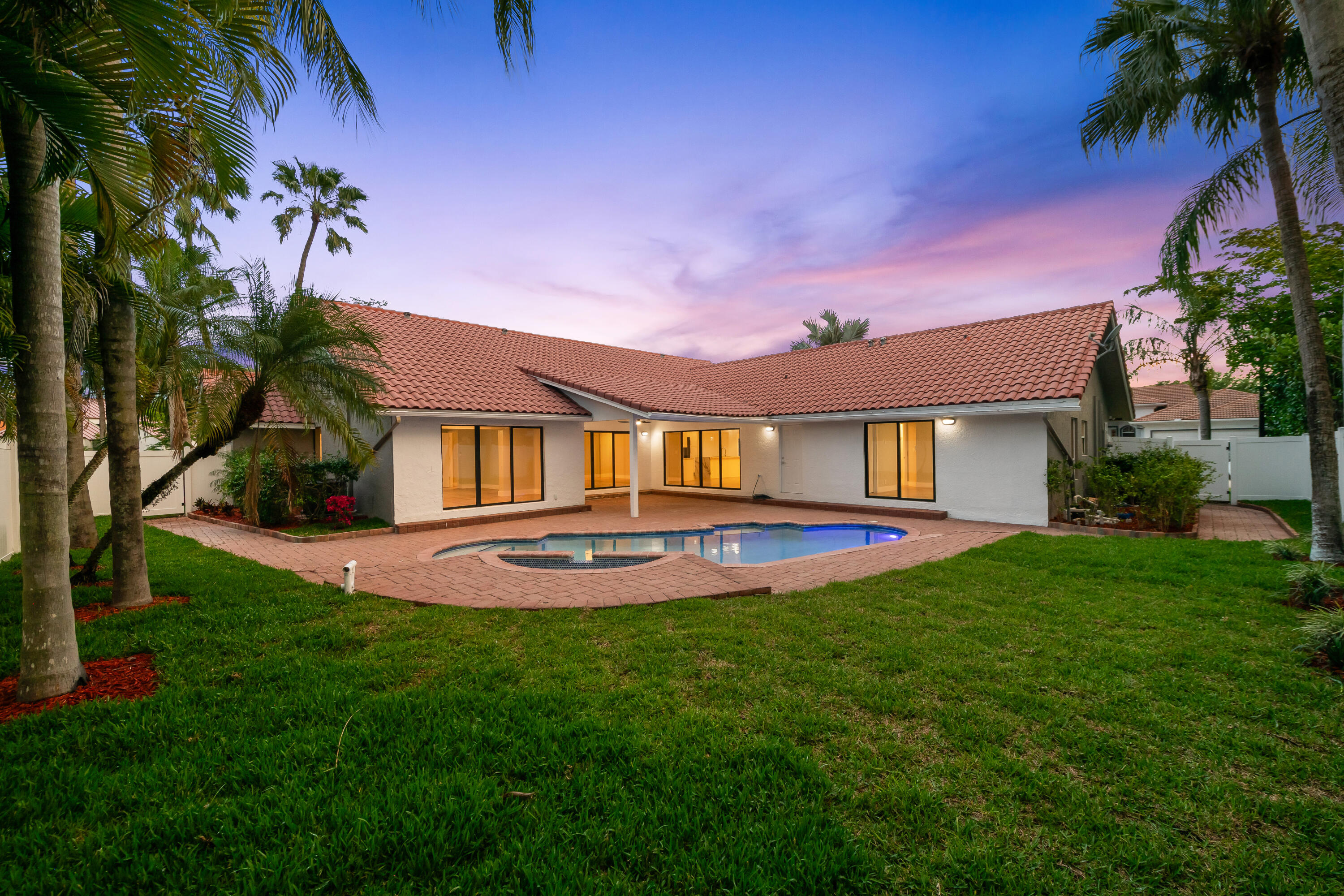 JACARANDA AREA 983 - Residential