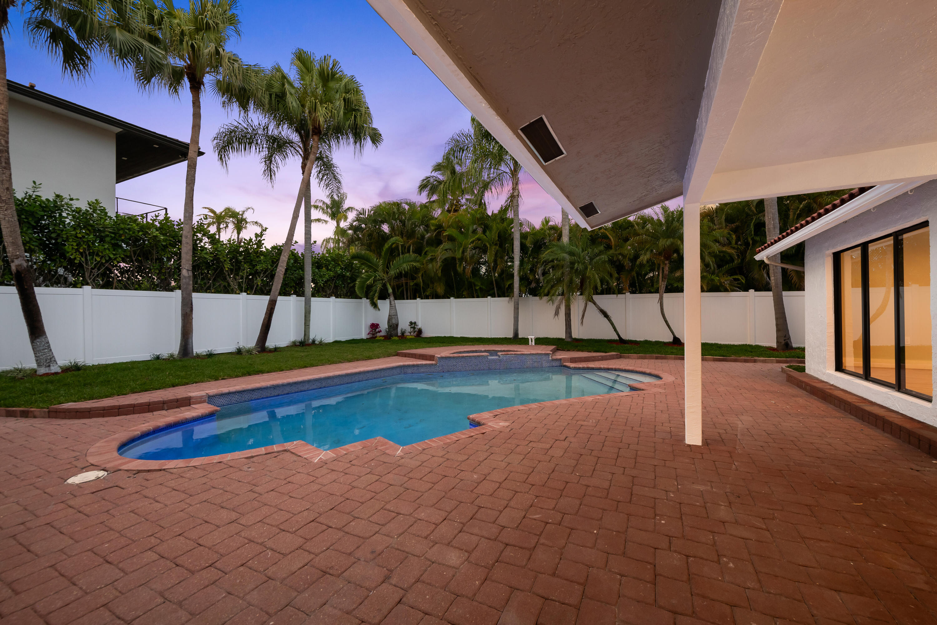 JACARANDA AREA 983 - Residential