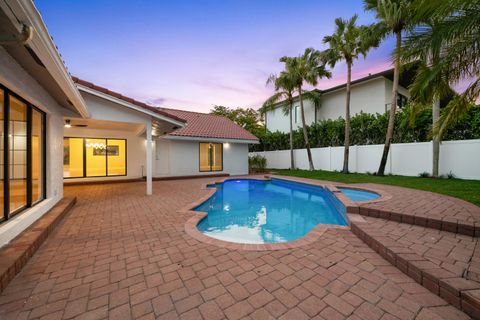 Tiny photo for 10141 SW 3rd Street, Plantation, FL 33324 (MLS # B26012630)