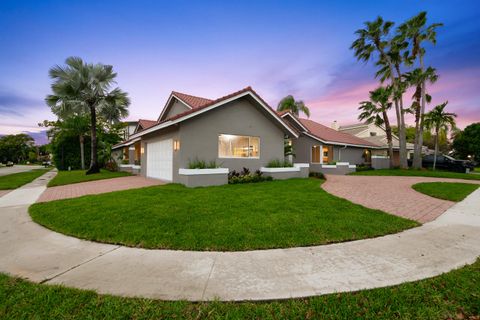 Tiny photo for 10141 SW 3rd Street, Plantation, FL 33324 (MLS # B26012630)