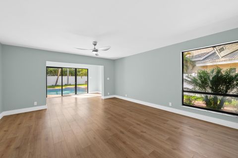Tiny photo for 10141 SW 3rd Street, Plantation, FL 33324 (MLS # B26012630)