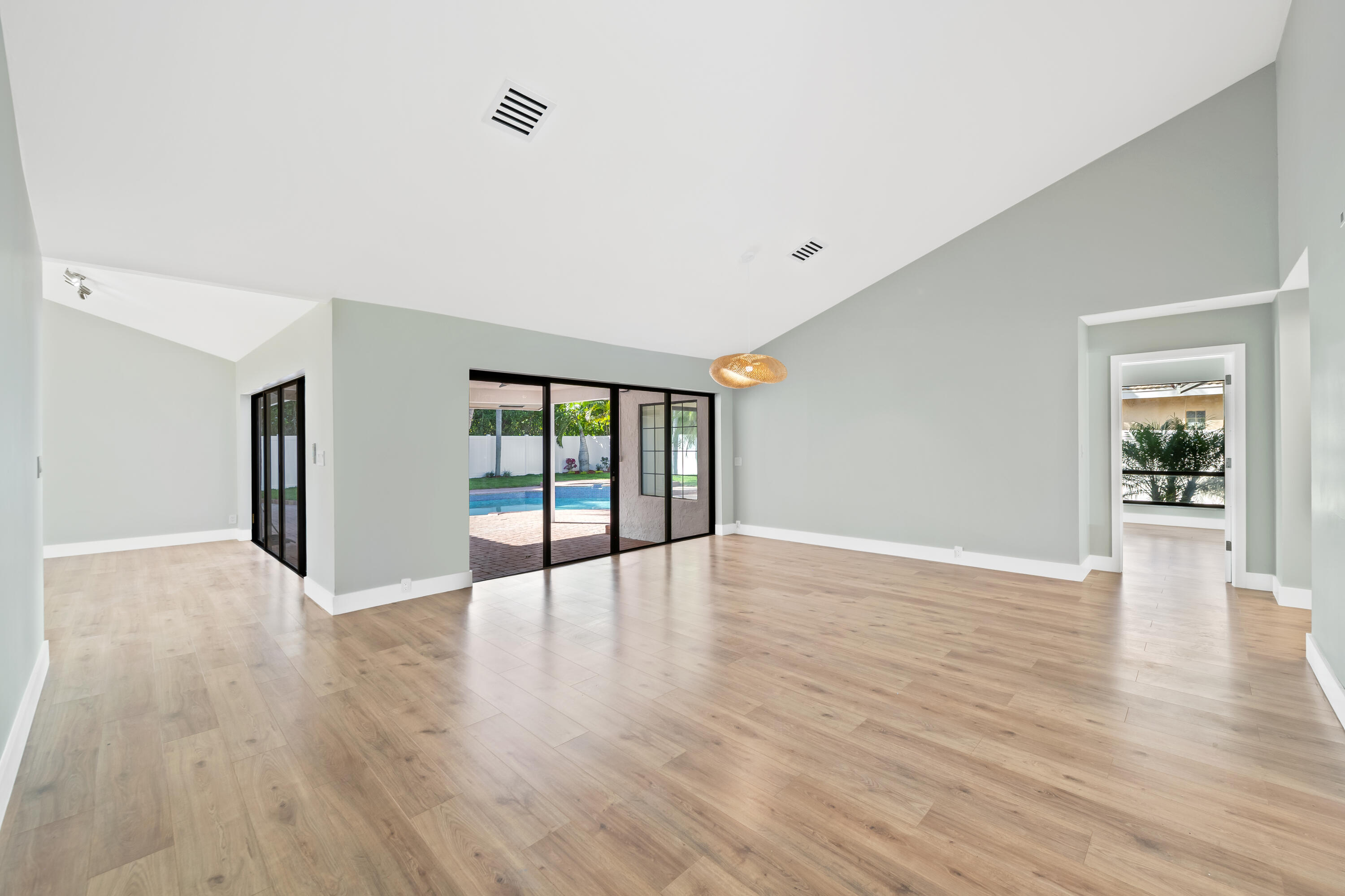 JACARANDA AREA 983 - Residential