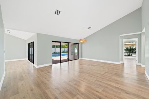 Tiny photo for 10141 SW 3rd Street, Plantation, FL 33324 (MLS # B26012630)