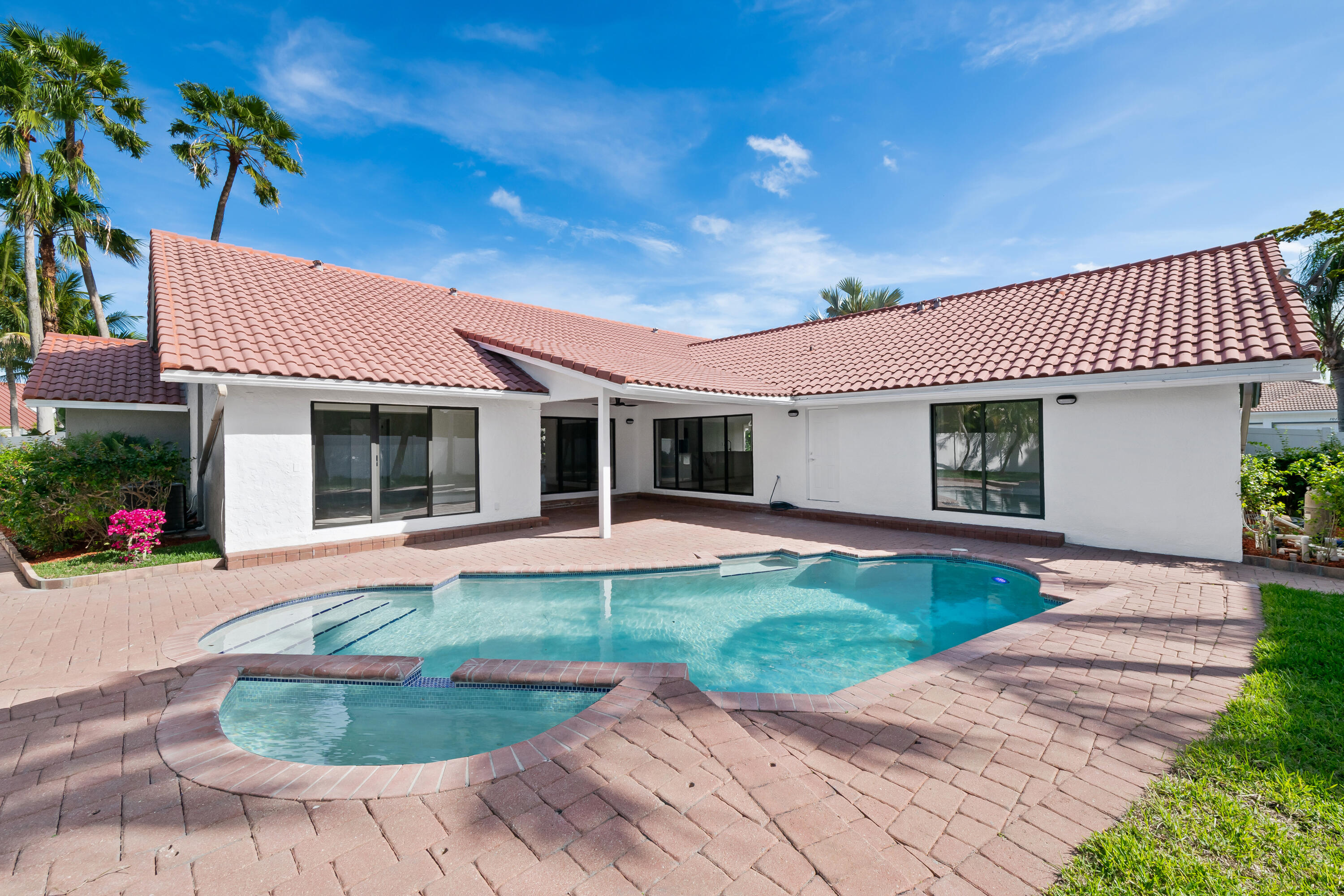 JACARANDA AREA 983 - Residential