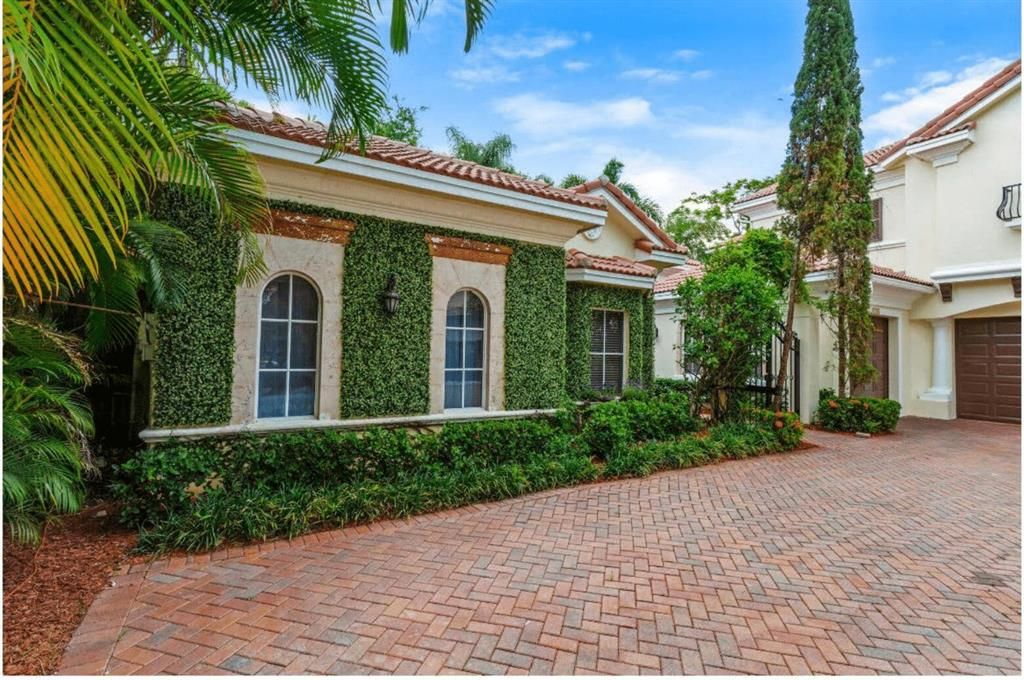 Photo of 9796 Palma Vista Way, Boca Raton, FL 33428 (MLS # R10736065)