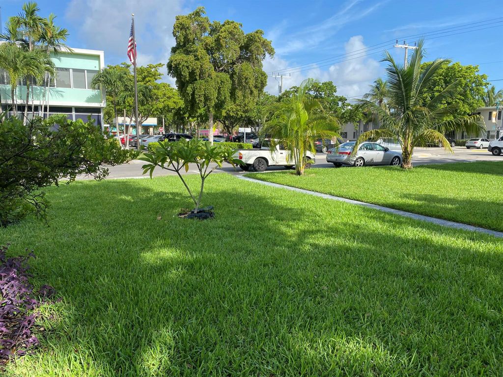 Photo of 112 Lake Avenue #1, Lake Worth Beach, FL 33460 (MLS # R11109773)