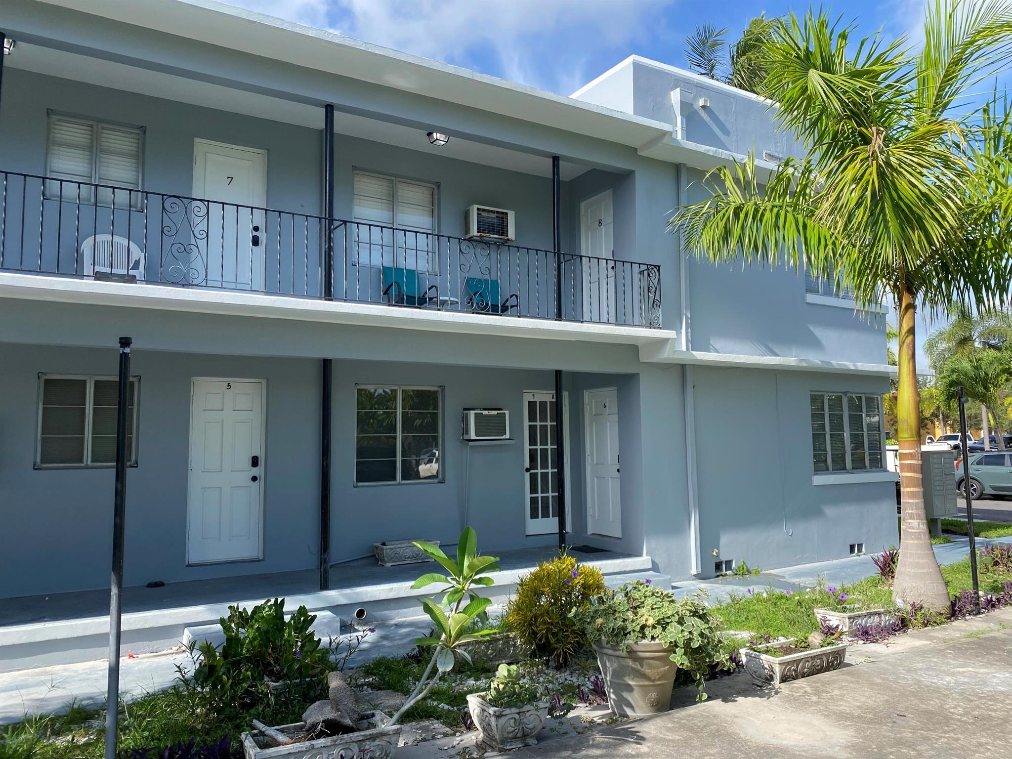 Welcome to this charming just updated 1 bedroom 1 bath oasis in the heart of downtown Lake Worth Beach! This newly updated early 1950's gem is a one-of-a-kind sanctuary that seamlessly blends history and modern comfort. Unit can be rented un-furnished or furnished. The living space is perfect for unwinding after a long day at work, with a fully equipped kitchen and relax on the gorgeous grounds with a cup of coffee in the morning or sip a glass of wine in the evening. Stroll to the vibrant downtown just a half a block away known for its artistic flair, eclectic shops, and delectable dining options. The beach is just a short walk or bike ride away also. You can not get a better location! Owner running special: Move in with only first month's rent and security deposit!