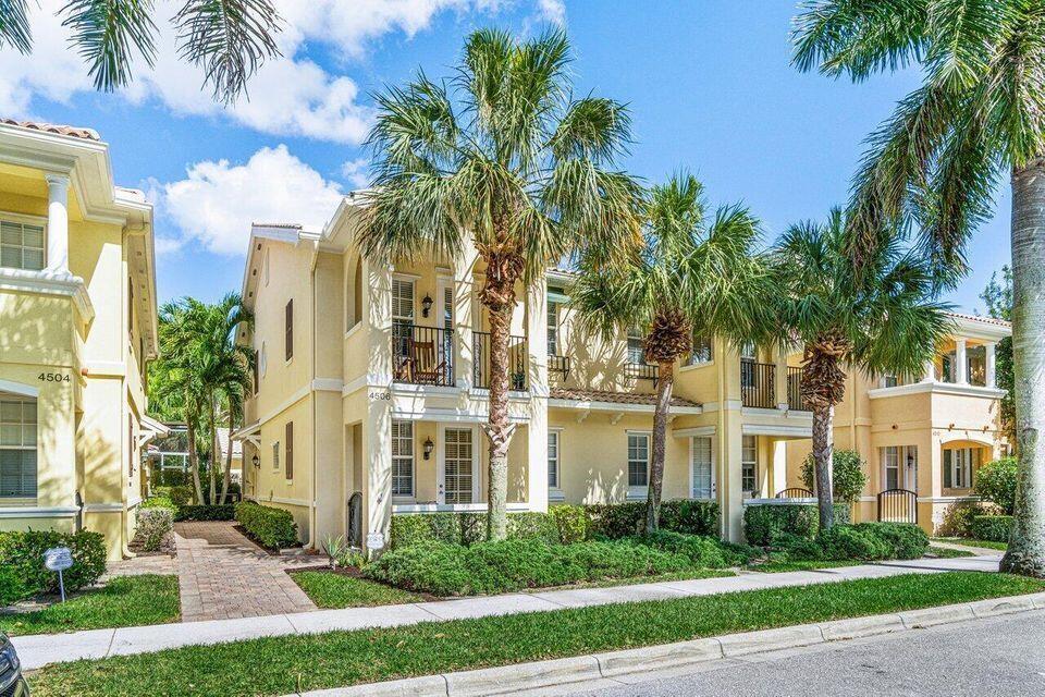 Photo of 4506 Illicium Drive, Palm Beach Gardens, FL 33418 (MLS # B26058580)