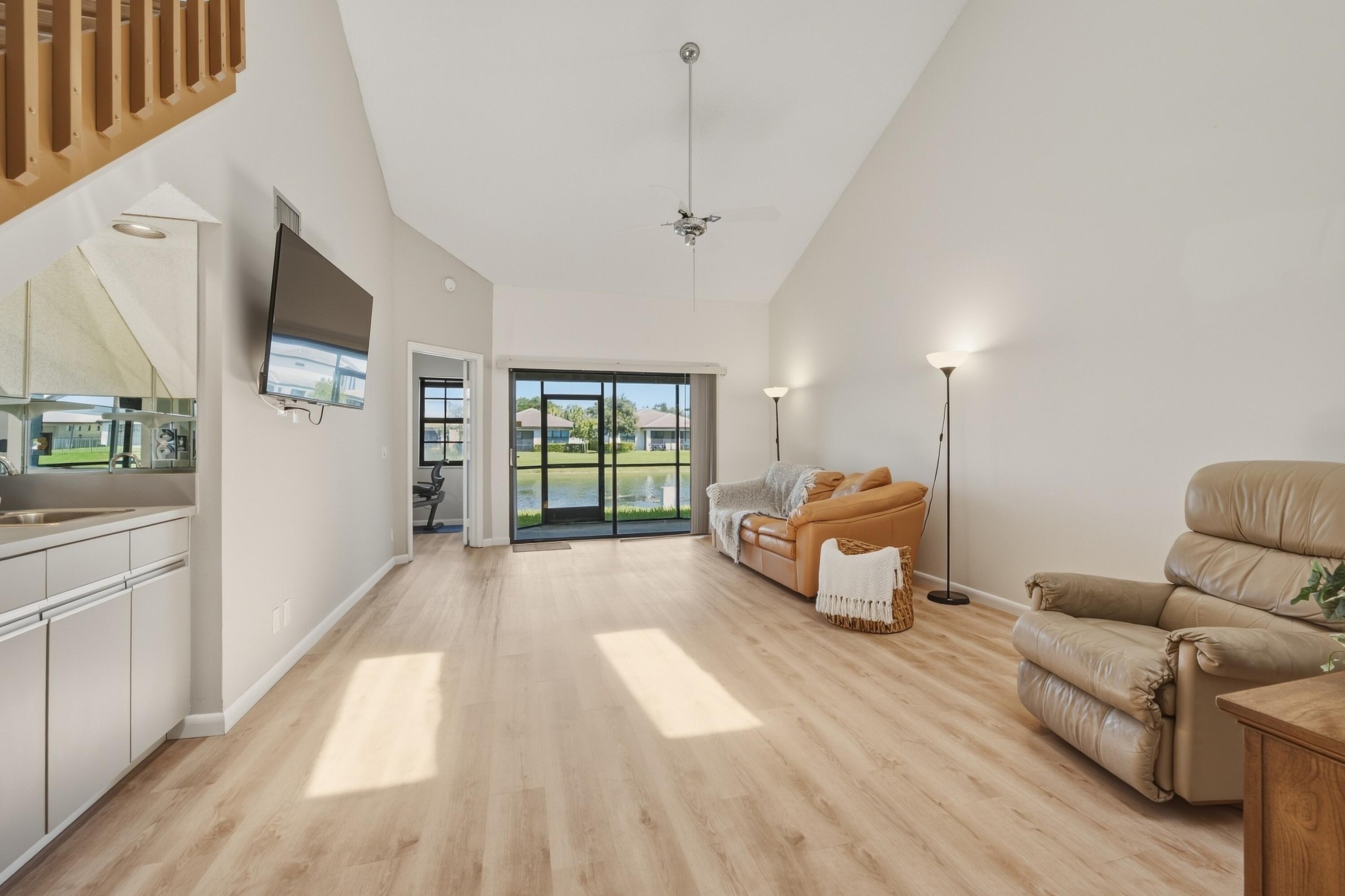 8429 WATERFORD Circle 0