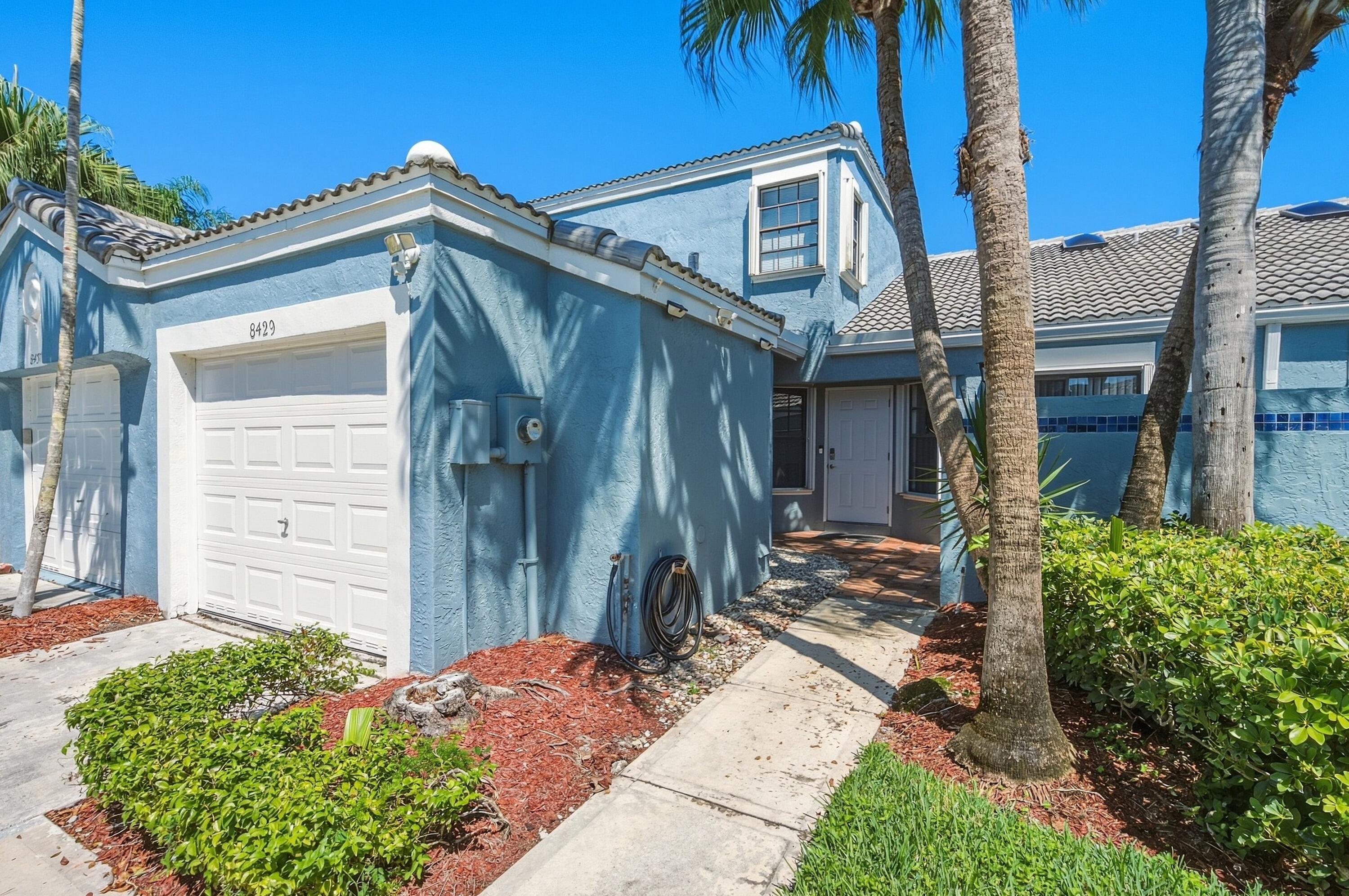 8429 WATERFORD Circle 0
