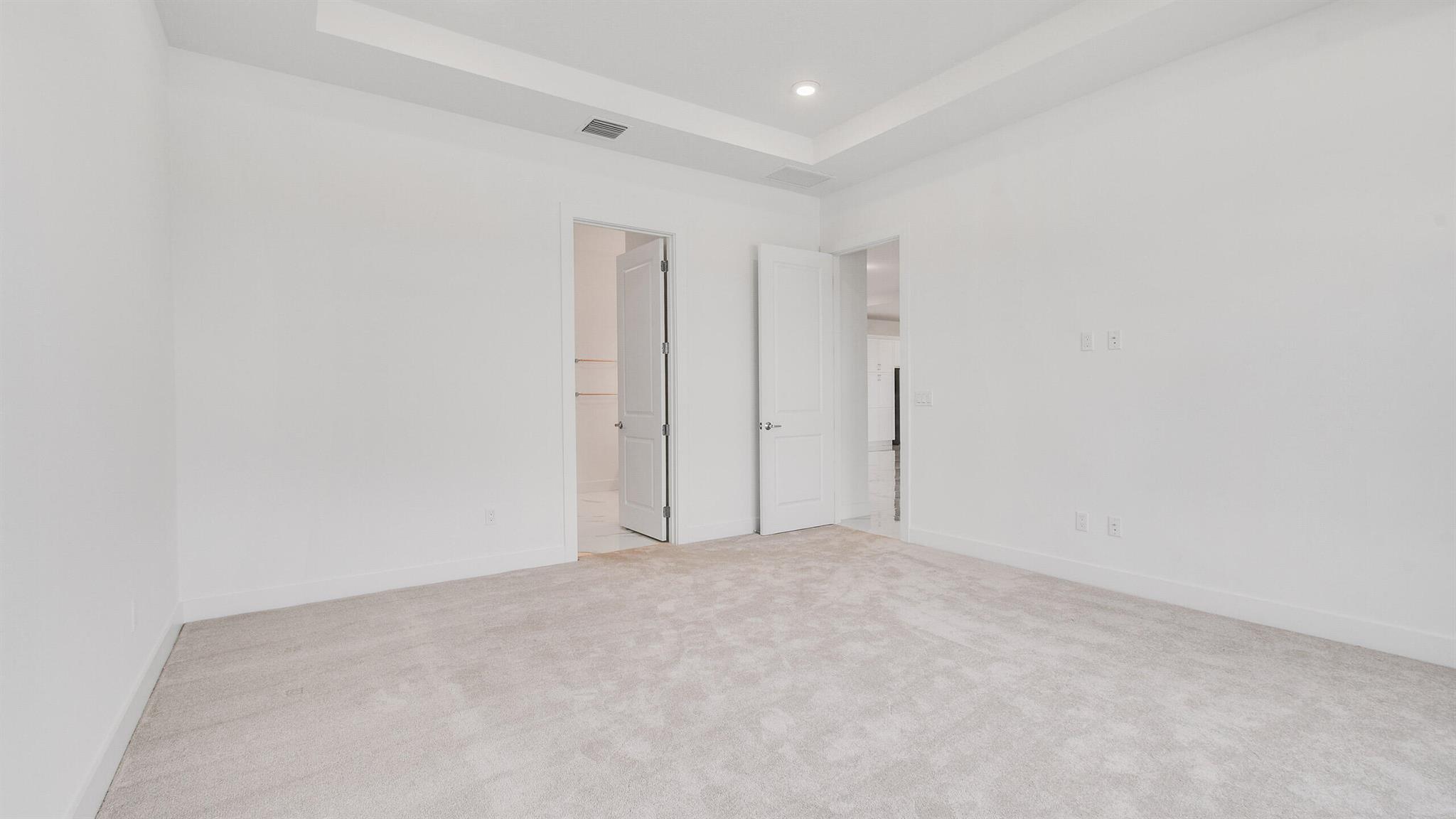 CRESSWIND PALM BEACH PHASE 3 - Residential