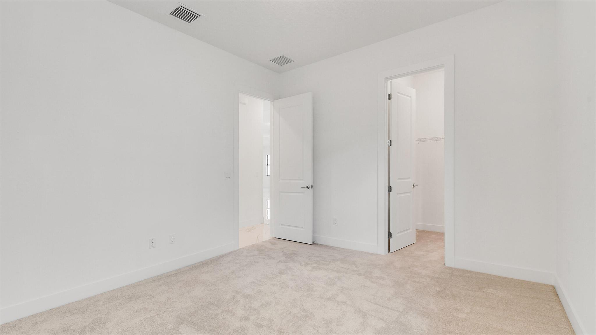 CRESSWIND PALM BEACH PHASE 3 - Residential