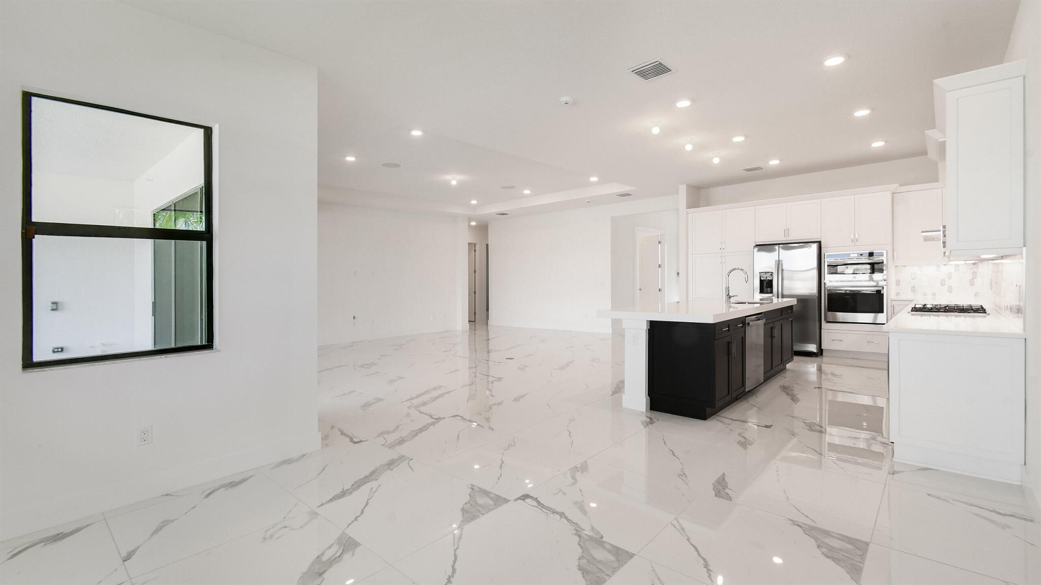 CRESSWIND PALM BEACH PHASE 3 - Residential