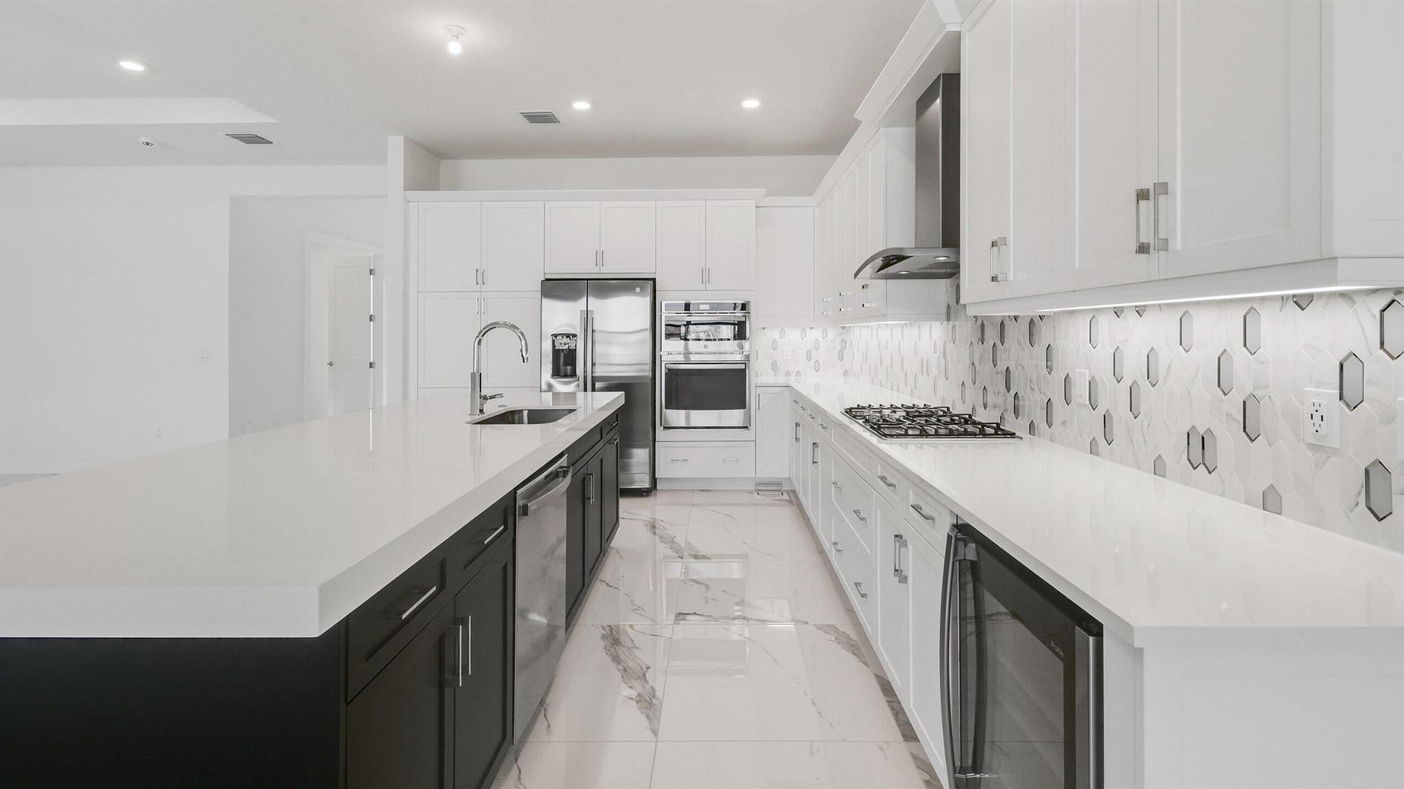 CRESSWIND PALM BEACH PHASE 3 - Residential