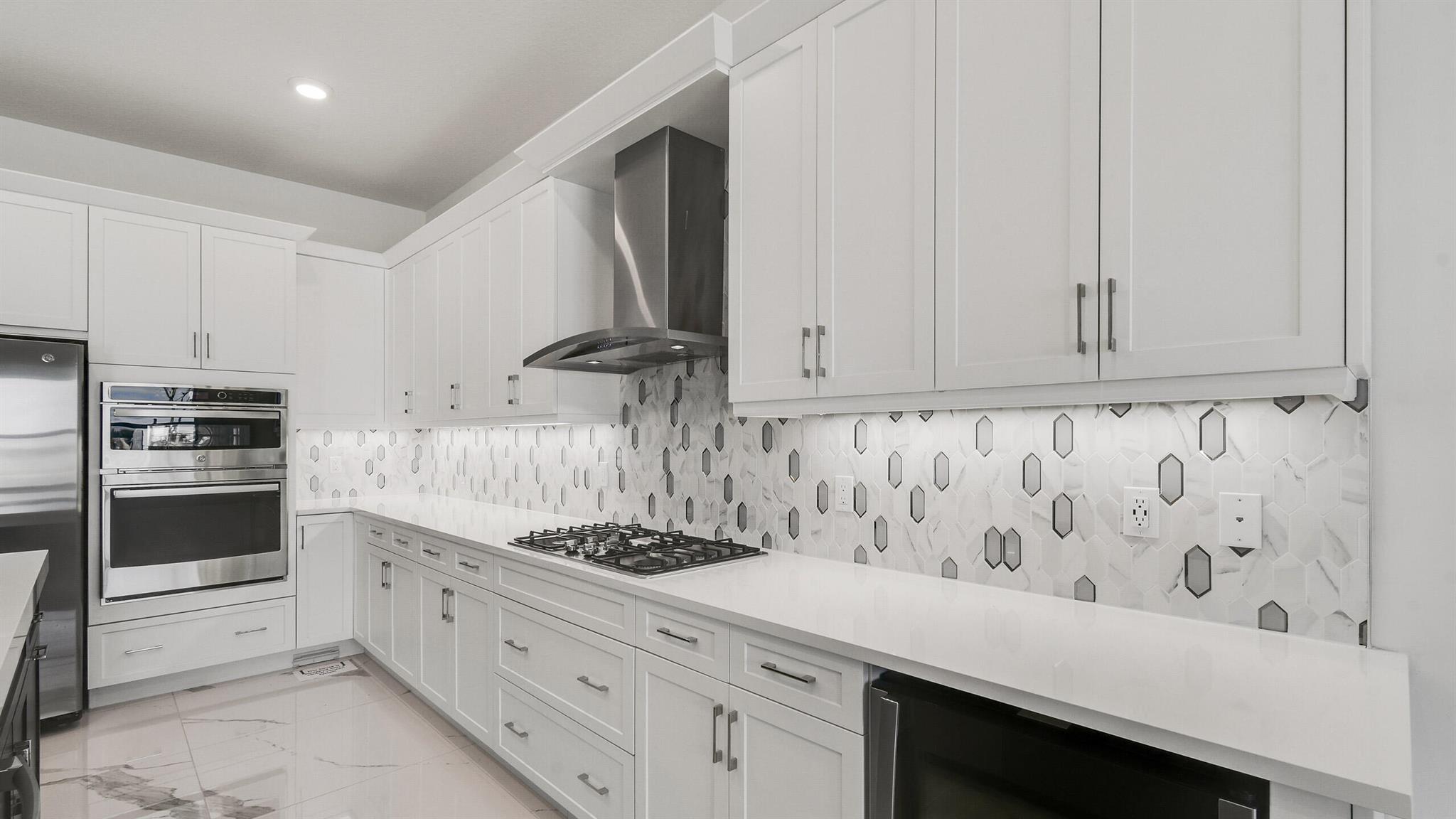 CRESSWIND PALM BEACH PHASE 3 - Residential