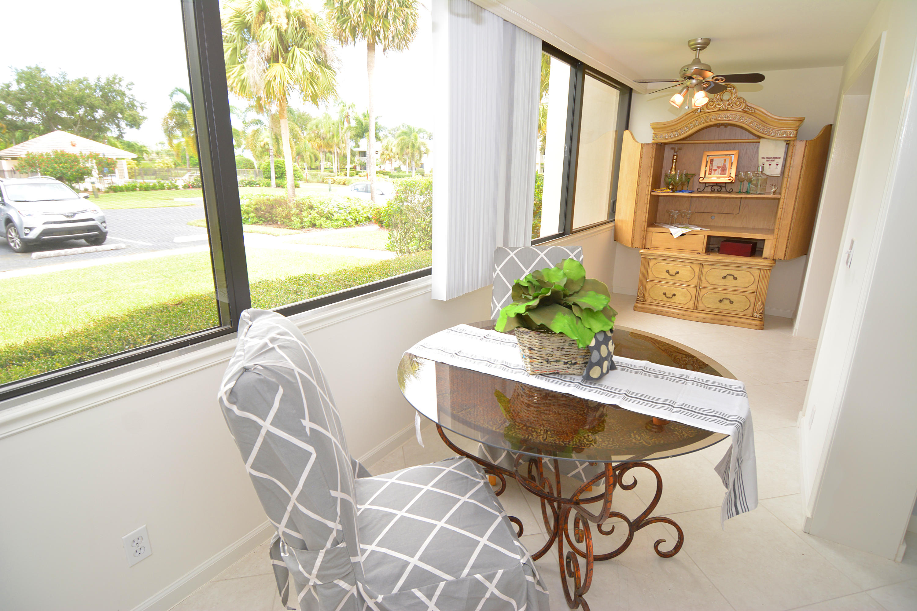 PIPERS LANDING GARDEN APTS AREA THREE - Residential