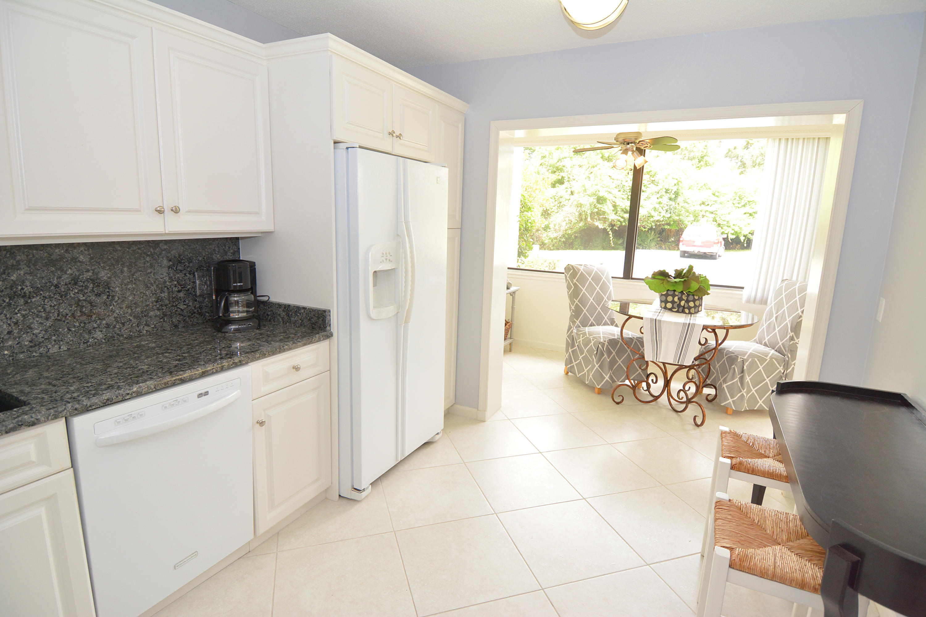 PIPERS LANDING GARDEN APTS AREA THREE - Residential