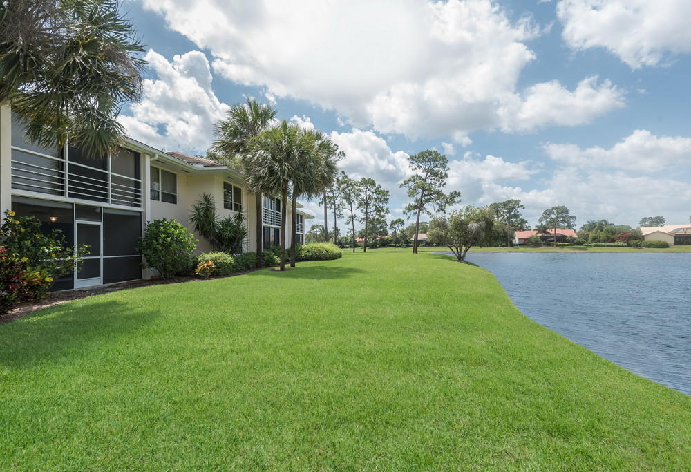 PIPERS LANDING GARDEN APTS AREA THREE - Residential