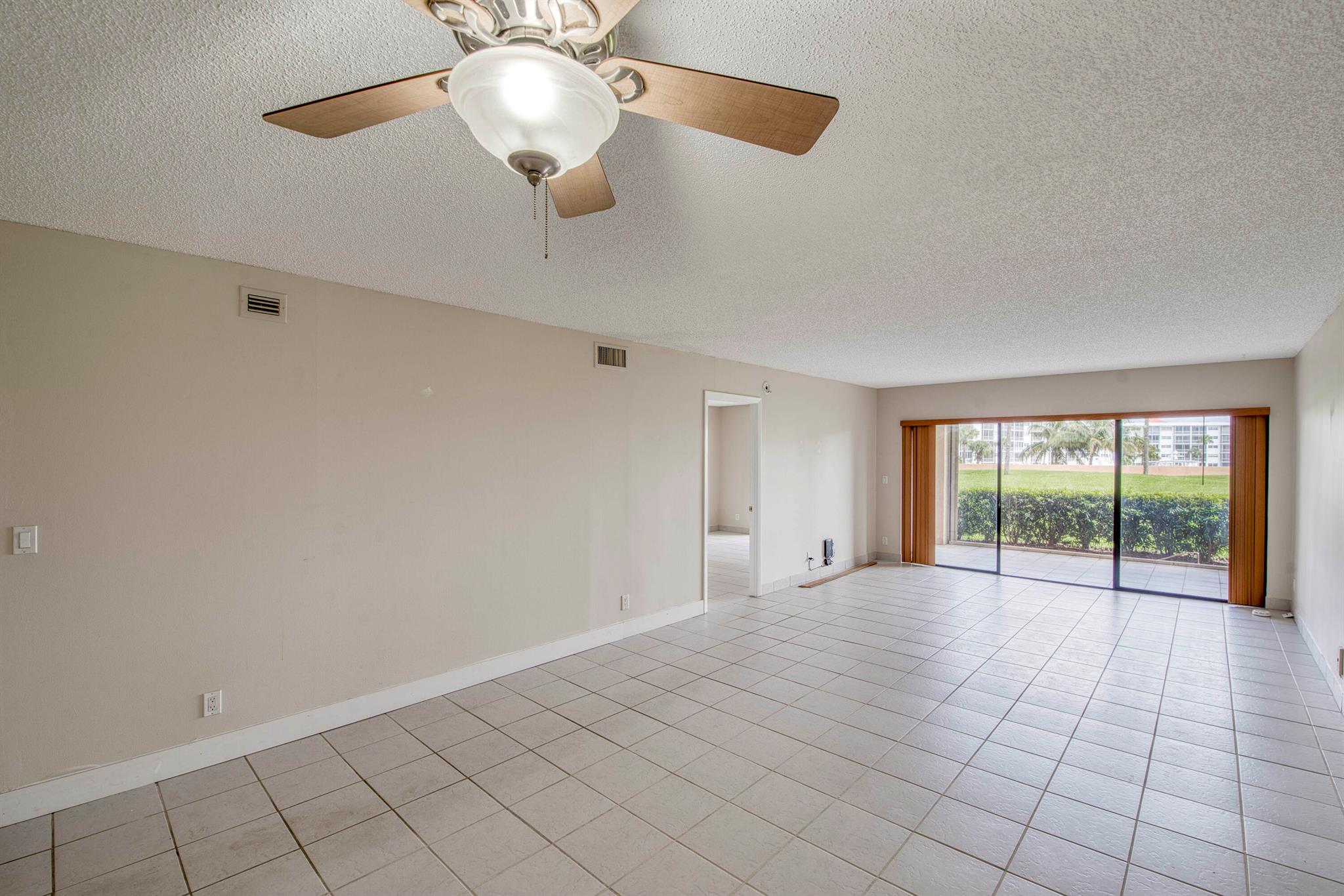 Marina Bay Condo - Residential