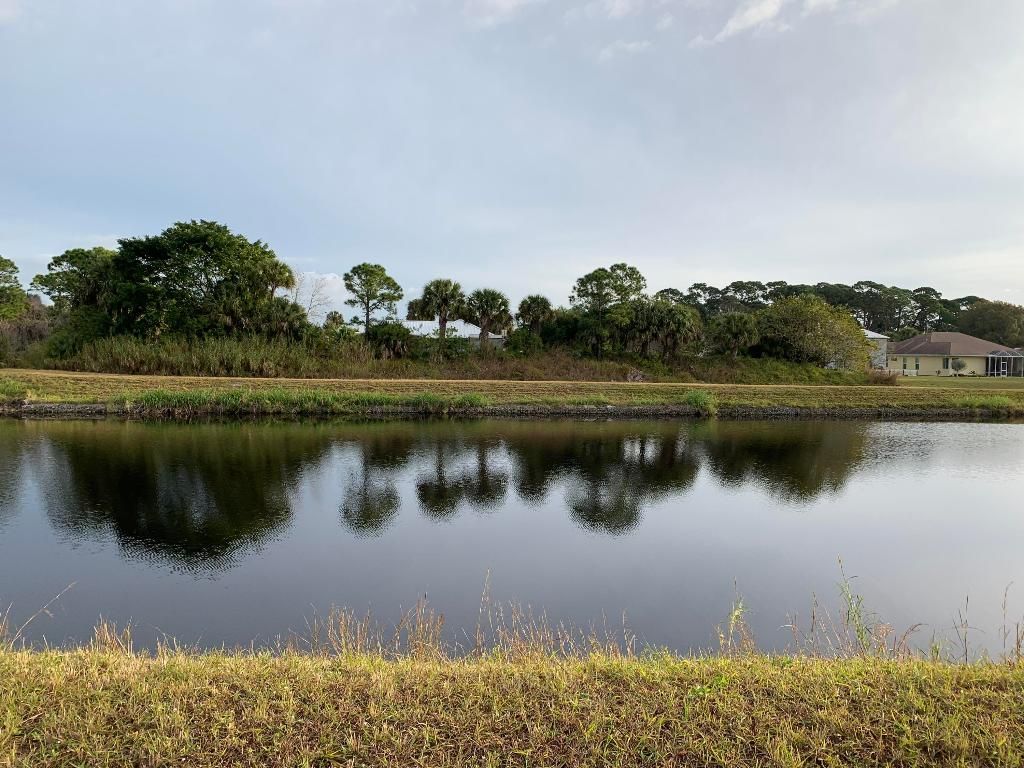 Photo of 2109 SW Import Drive, Port Saint Lucie, FL 34953 (MLS # R10948044)