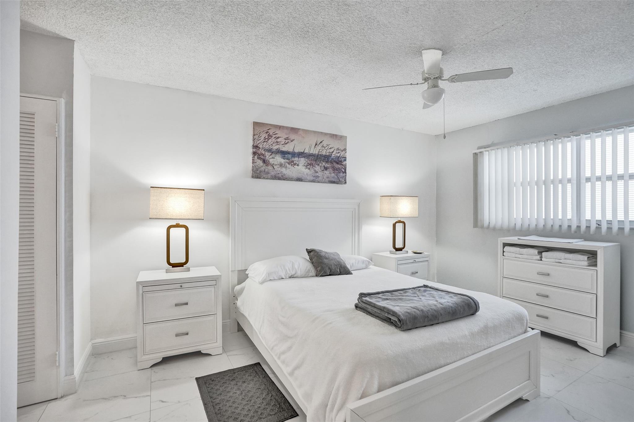 HAMPTON GARDENS - Residential