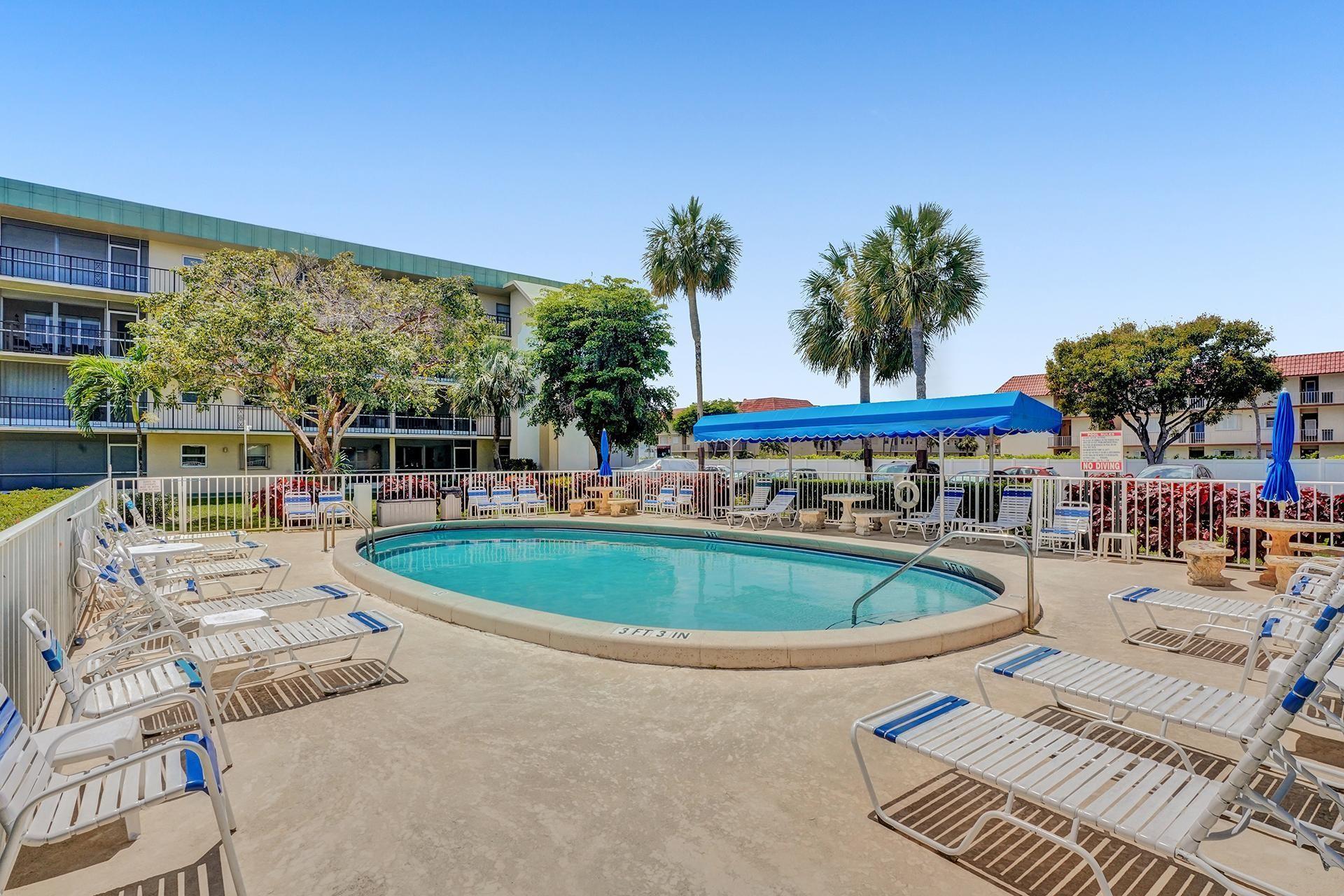 HAMPTON GARDENS - Residential